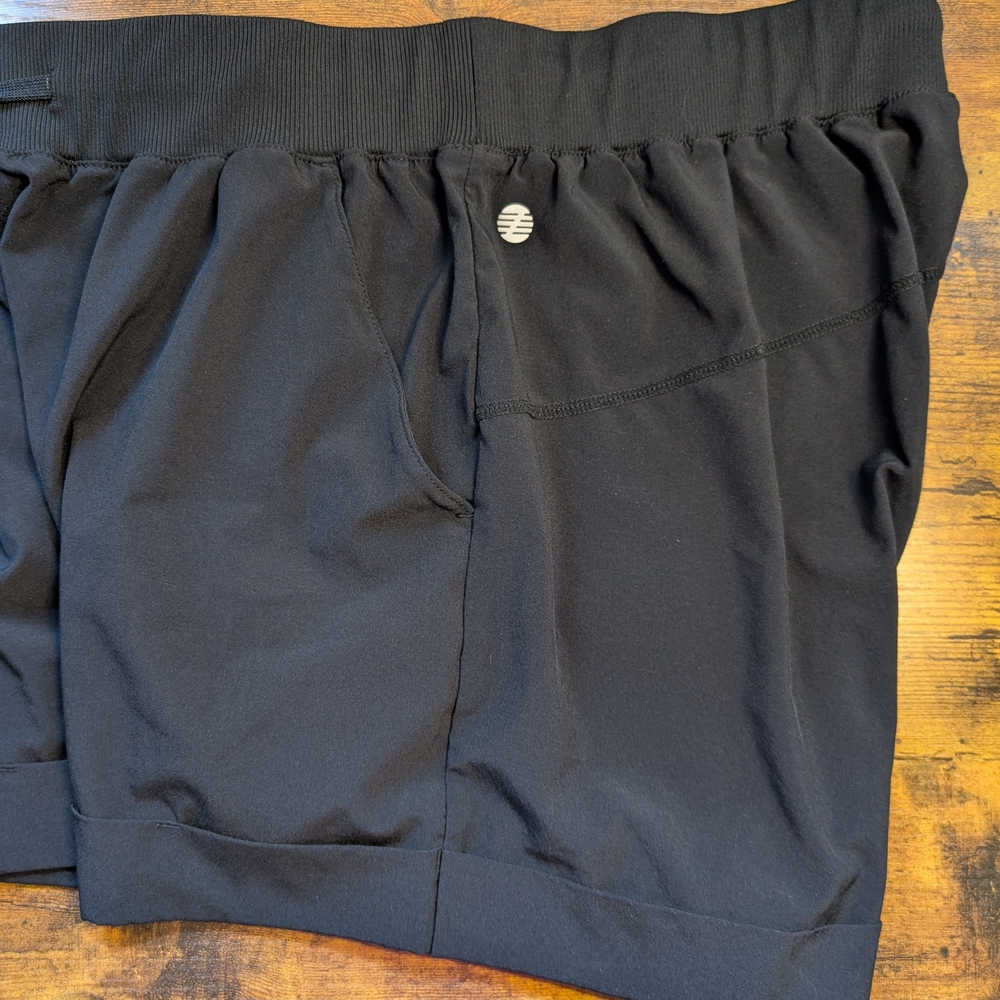 Zella Black Athletic Shorts with Elastic Waistband - Picture 4 of 5